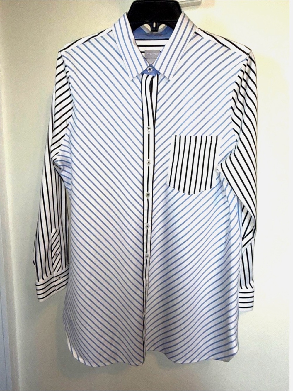 Chico’s No Iron Chic Stretch Striped Tunic Shirt Button Front Size 2 Large US 12